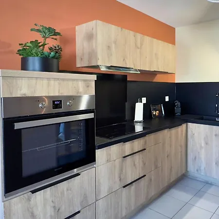 Au Gus'tin - Confort Et Balcon En Coeur De Apartment Boulogne-sur-Mer